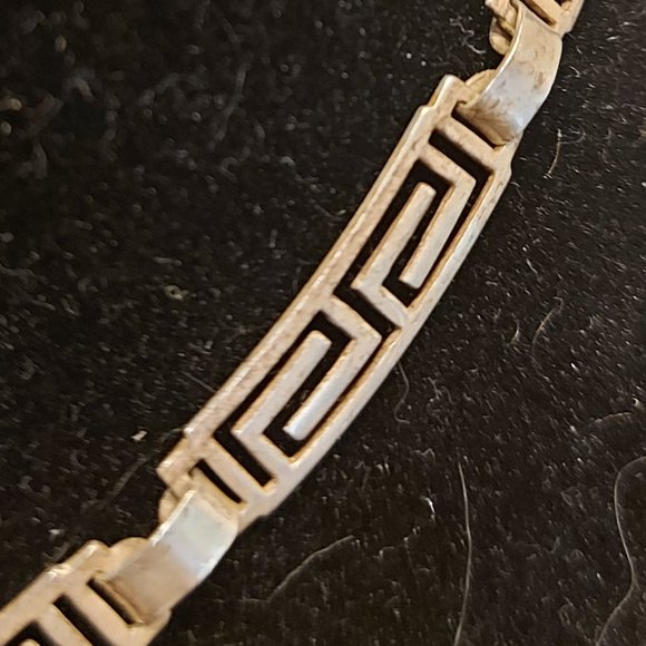 Mexican 925 Silver Greek Infinity Key Necklace - Picture 5 of 9